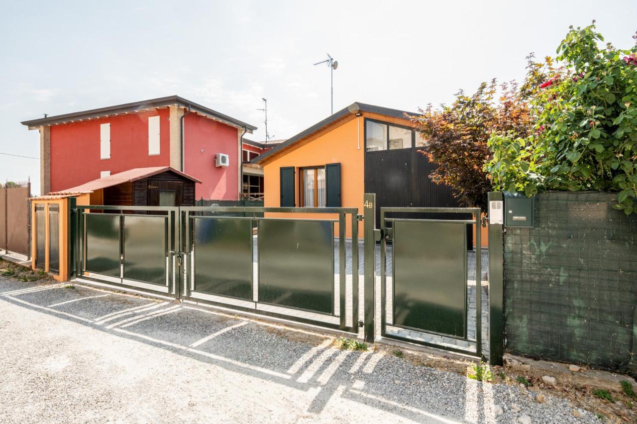 Casenuove Viletta Indipendente A 10 Min Da Parma Case Nuove  Eksteriør billede
